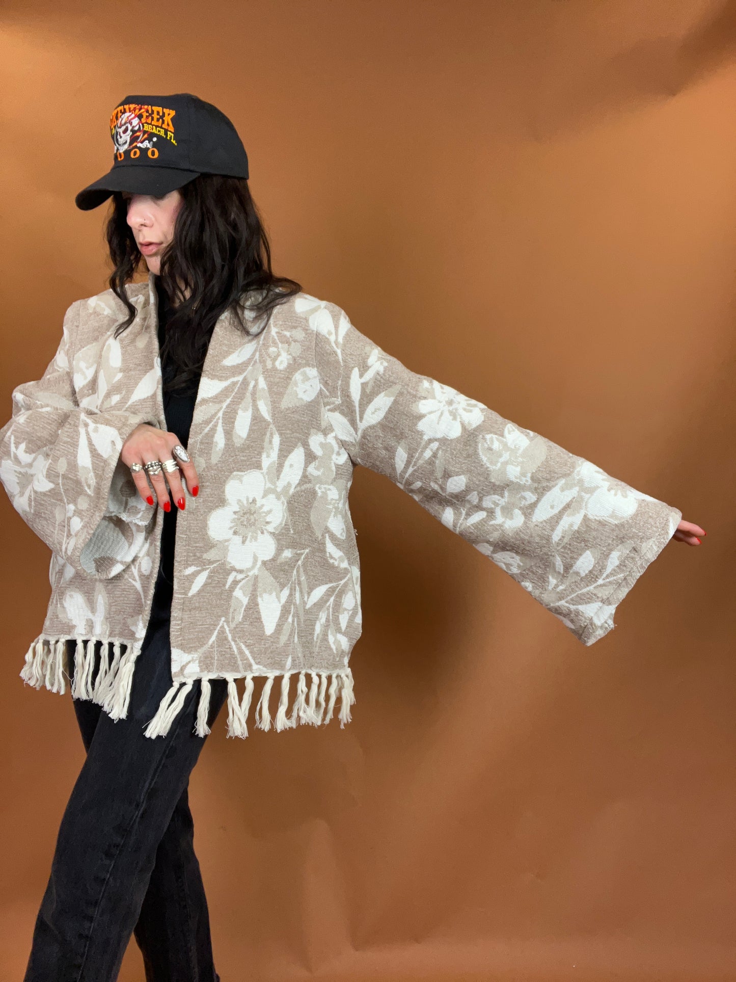 Floral Fringe Blanket Cardigan - XL/XXL