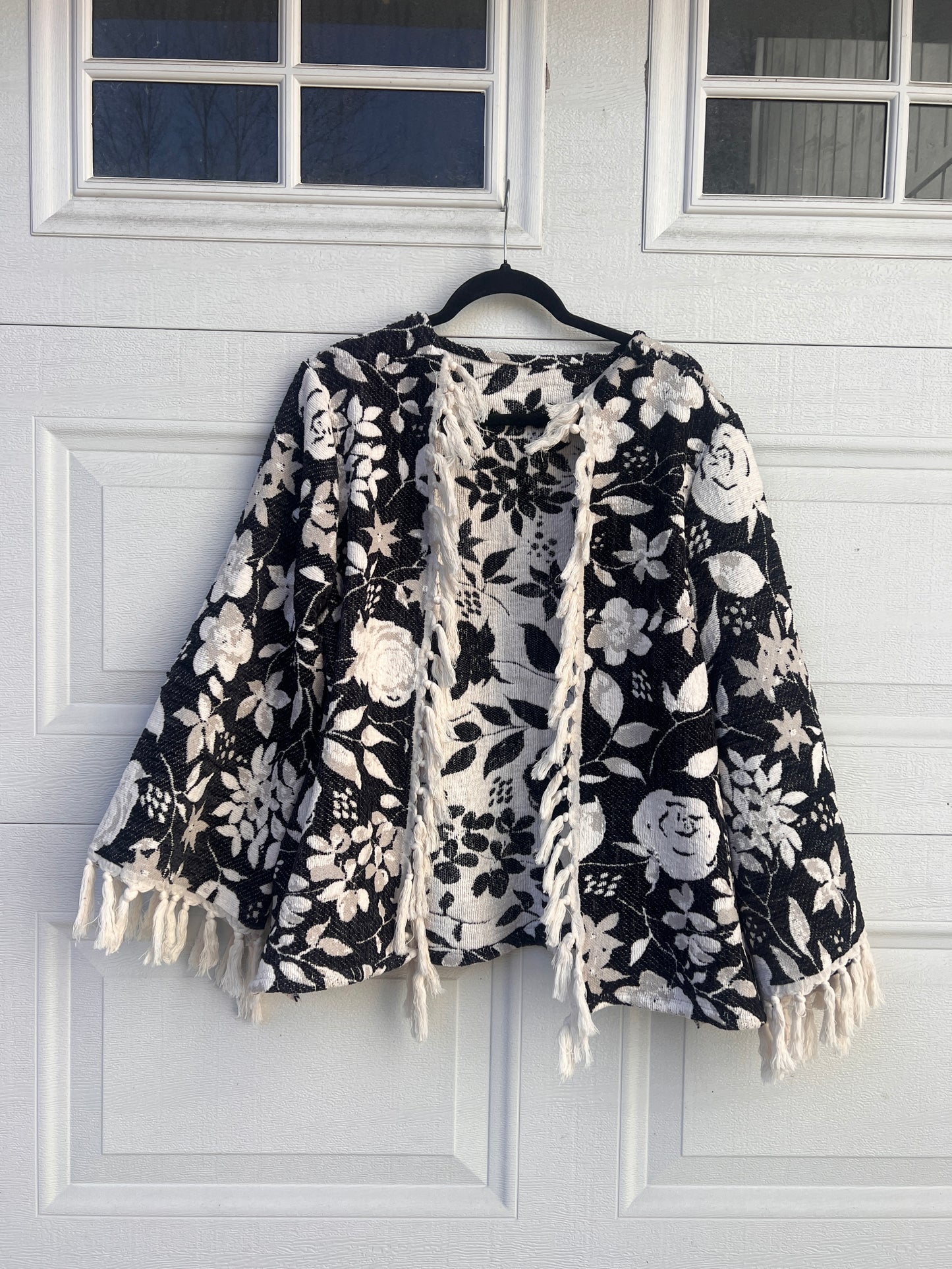 Floral Fringe Blanket Cardigan - L/XL