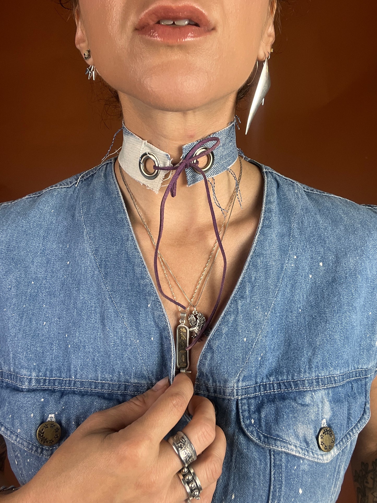 Denim x Grommet Choker Necklace - Light Wash Bleach