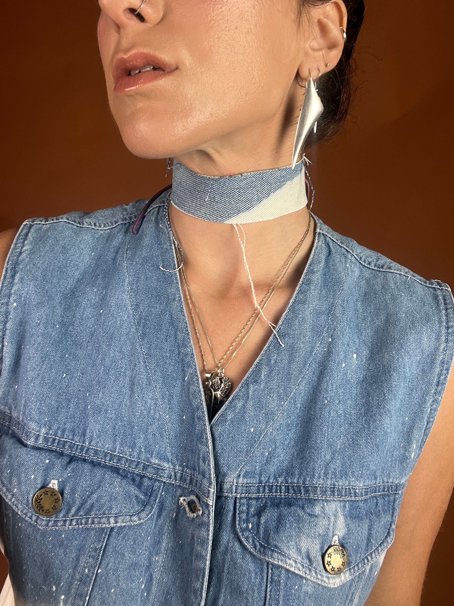 Denim x Grommet Choker Necklace - Light Wash Bleach